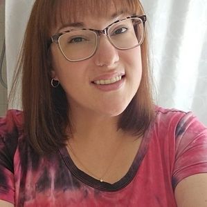 Meet your Posher, Paula